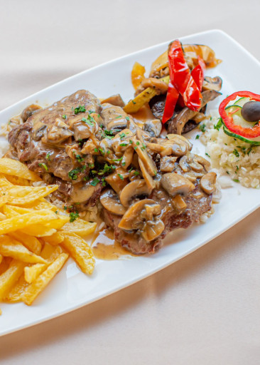 Medaljoni sa pečurkama - junetina 350g