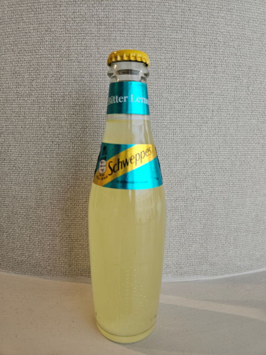 Schweppes biter