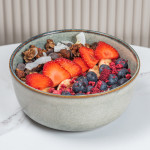 Chocolate-banana granola
