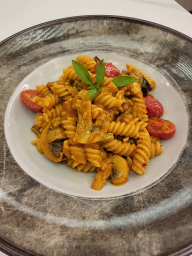 Pasta sa povrćem 300g