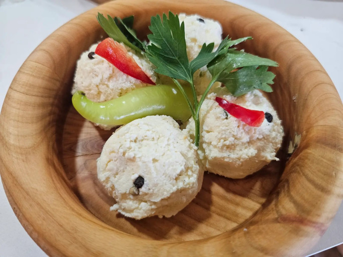 Beli urnebes samo kod nas 150gr