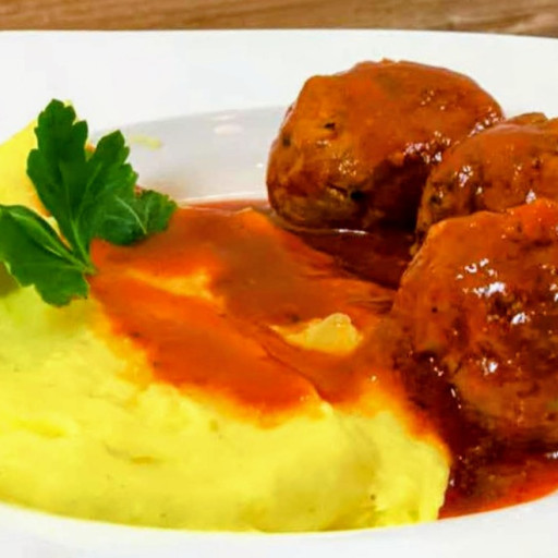 Ćufte u paradajz sosu