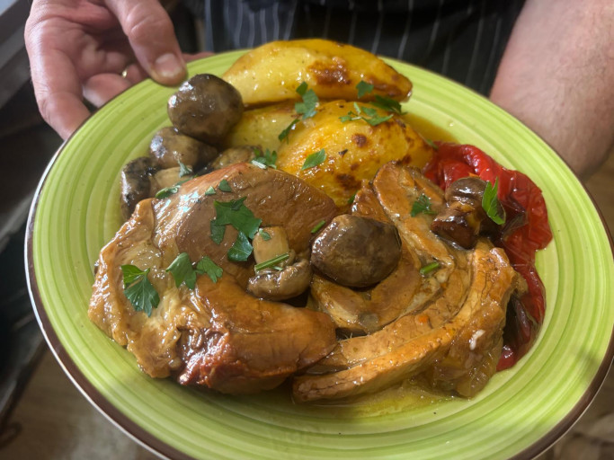 Rolovano pečenje u saču