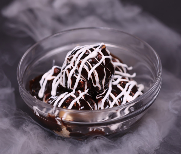 Profiterole (porcija) (220g)