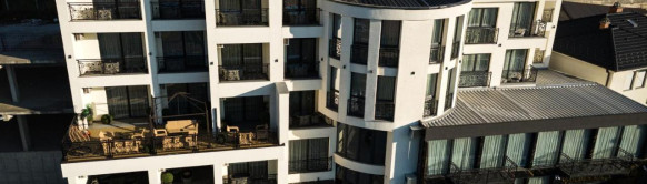 Hotel Golden Hill Palace