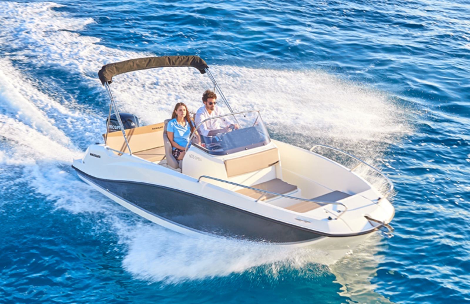 La linea Boat tours