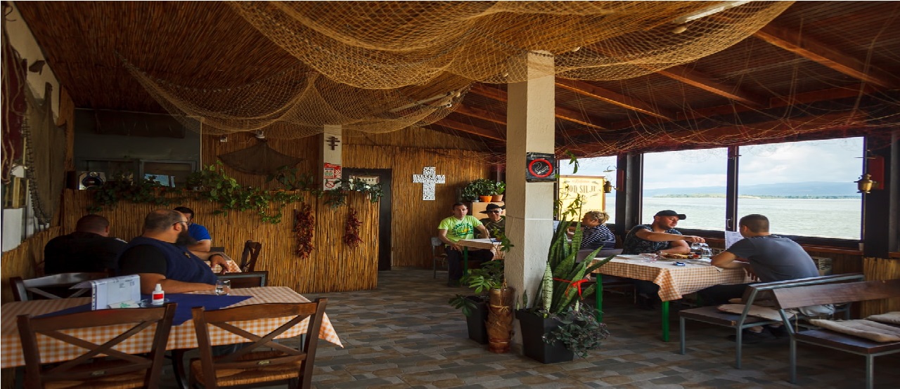 Kafana kod Šilje