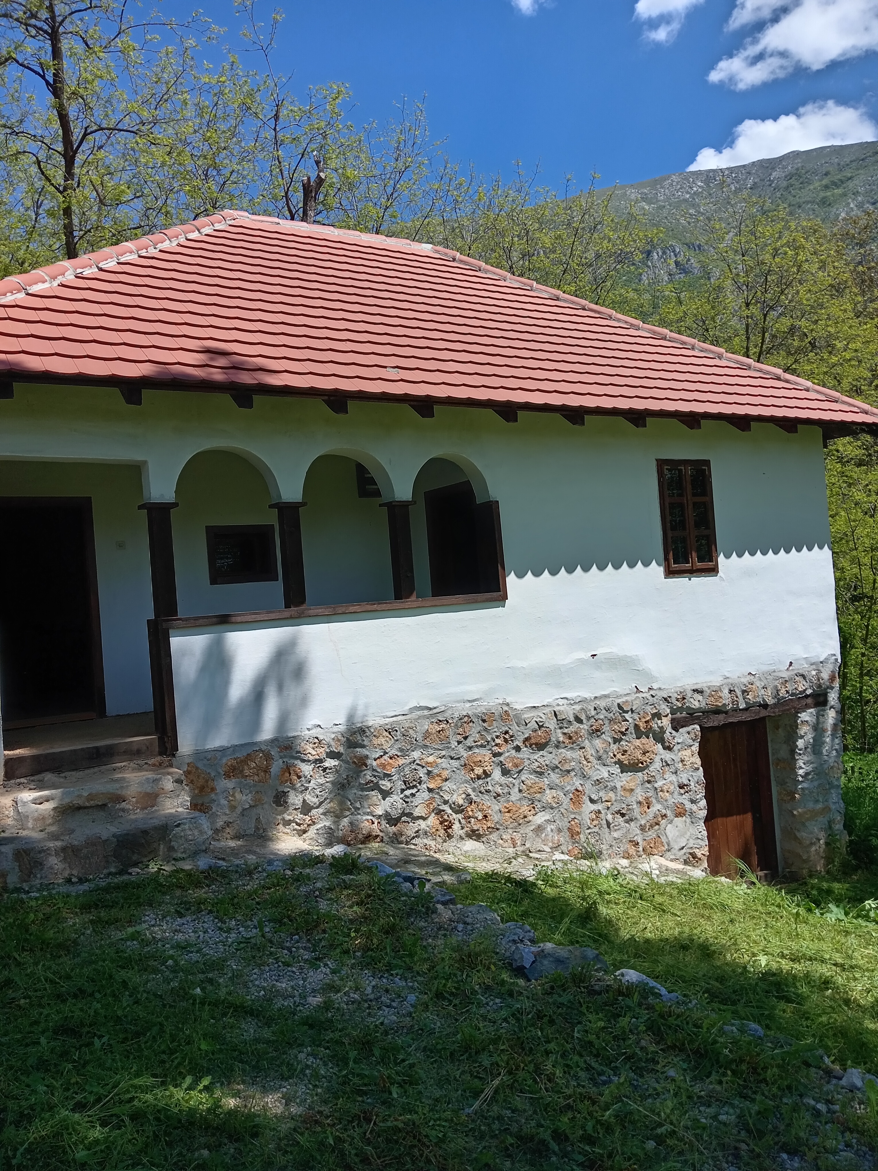 Spomen kuća Dragutina Matića
